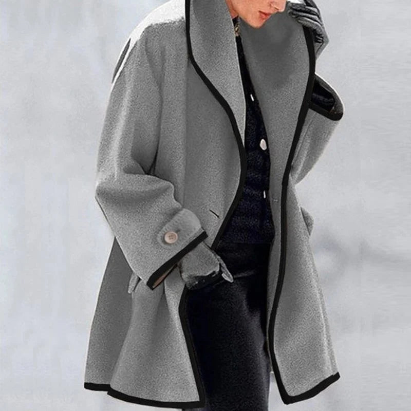 Elegant and trendy fleece jacket